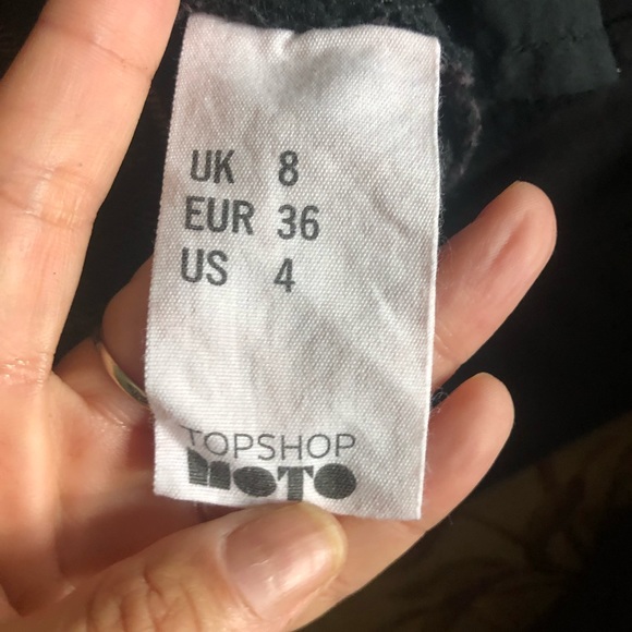 Top Shop Shorts - Picture 5 of 5